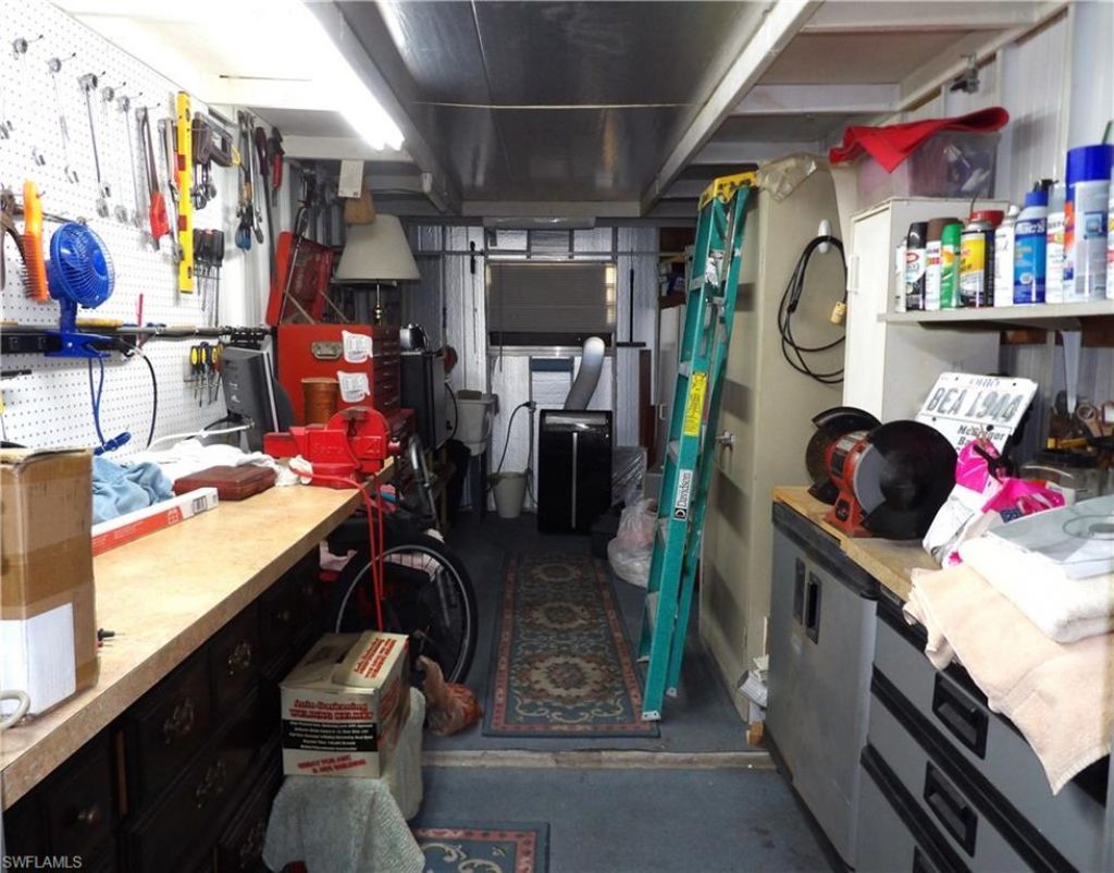 737 Knotty Pine Cir, North Fort Myers, FL 33917 Photo