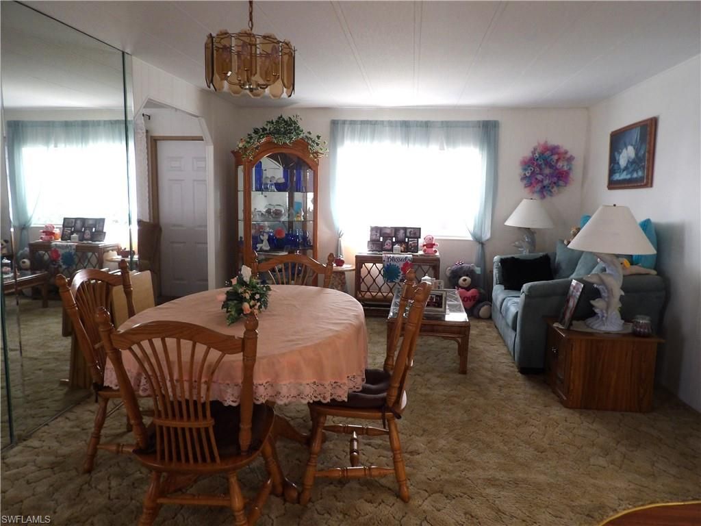 737 Knotty Pine Cir, North Fort Myers, FL 33917 Photo