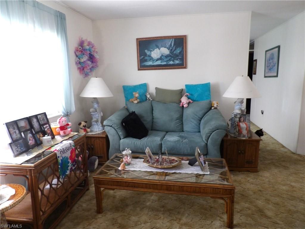 737 Knotty Pine Cir, North Fort Myers, FL 33917 Photo