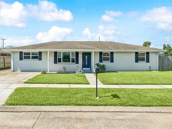 3112 BLANCHARD Drive, Chalmette, LA 70043