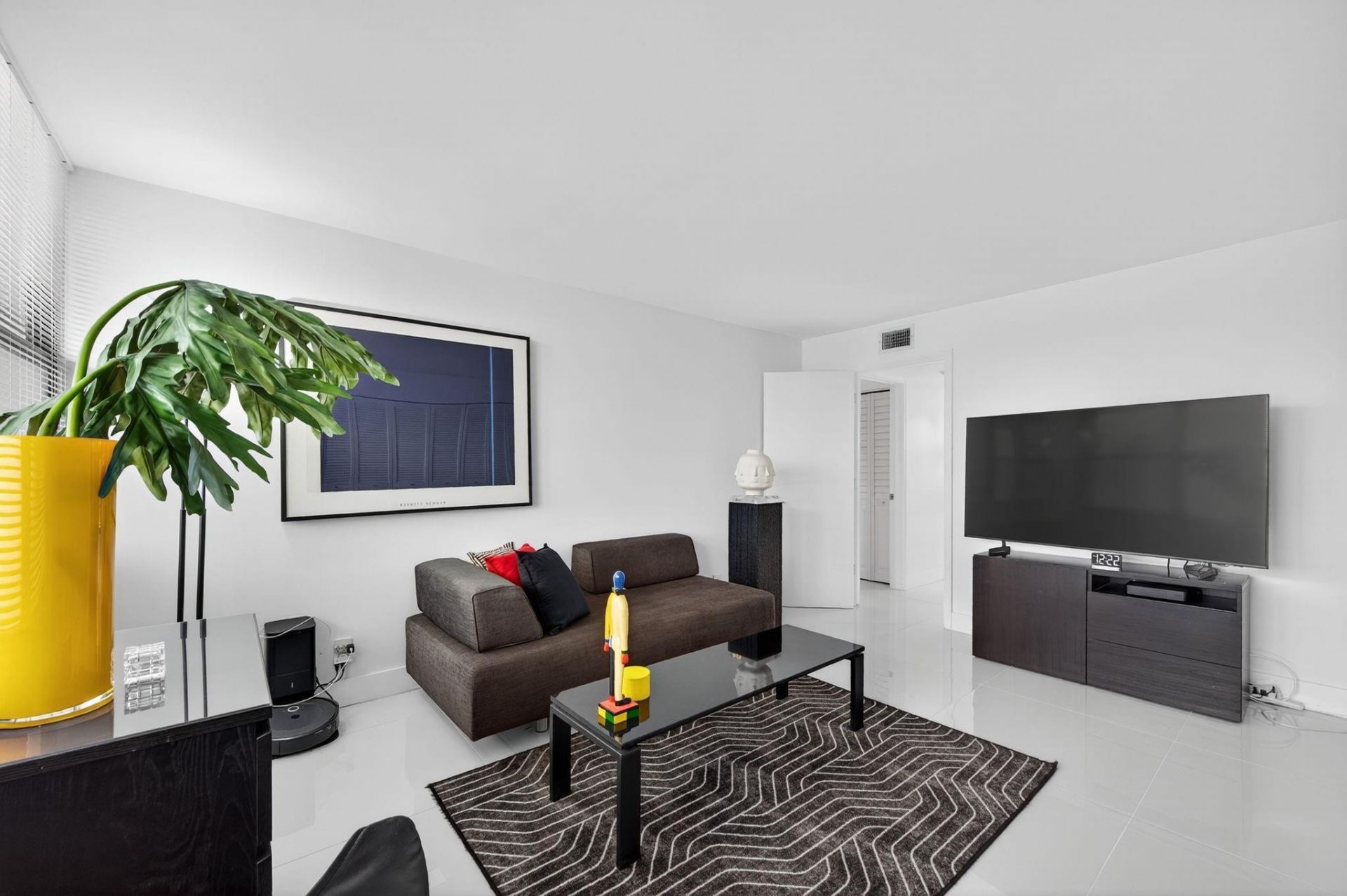 936 Intracoastal Dr, Unit 3C, Fort Lauderdale, FL 33304 Photo