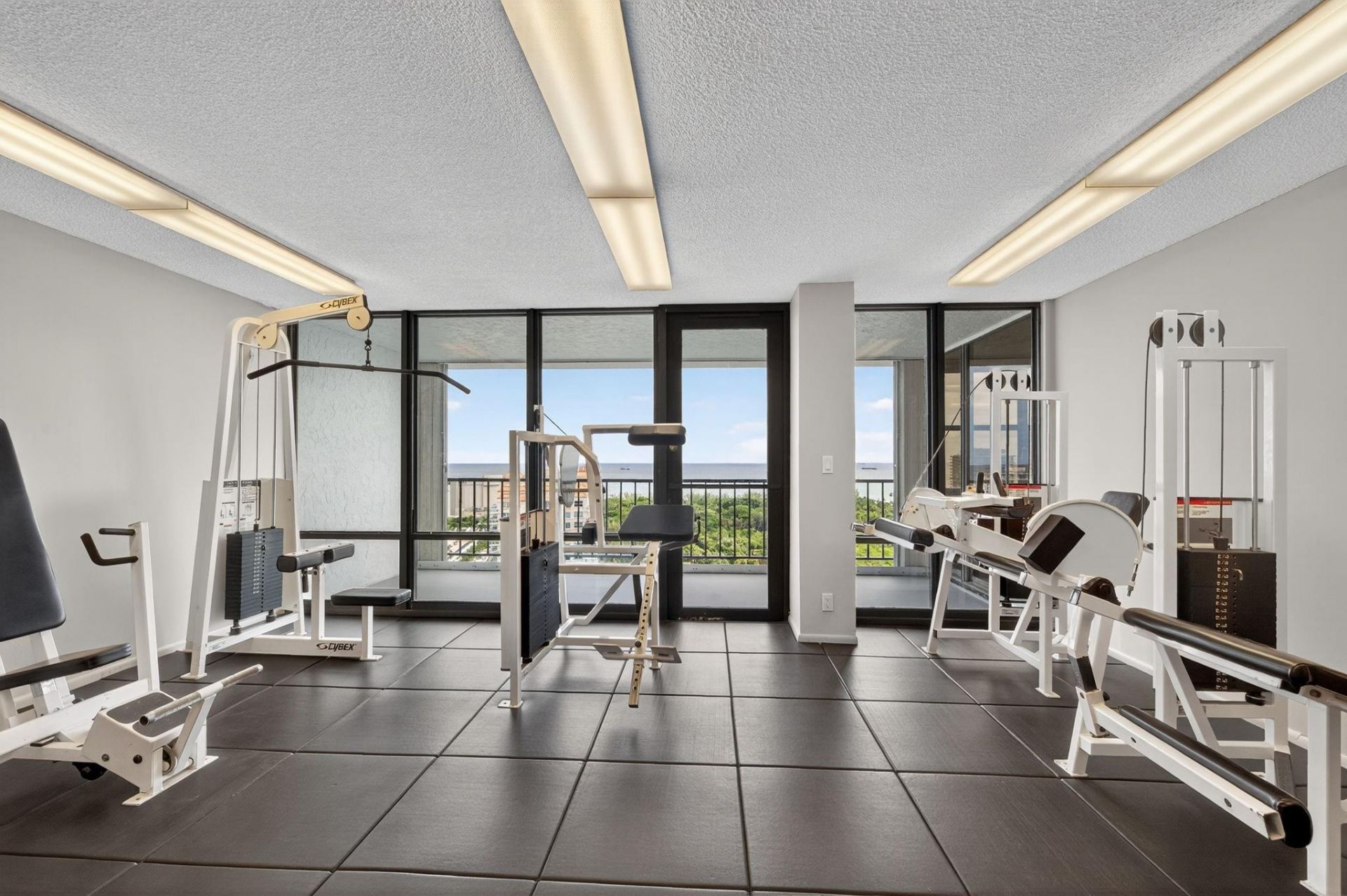 936 Intracoastal Dr, Unit 3C, Fort Lauderdale, FL 33304 Photo