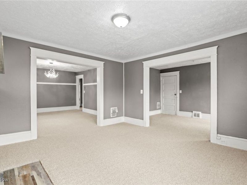 7608 Lawnview Avenue, Cleveland, OH 44103 Photo 18