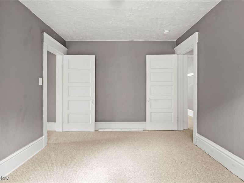 7608 Lawnview Avenue, Cleveland, OH 44103 Photo 27