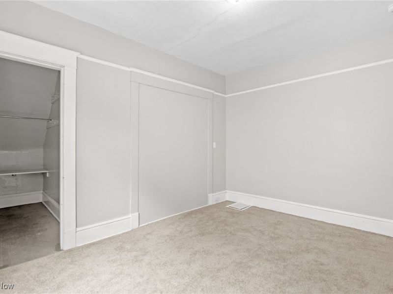 7608 Lawnview Avenue, Cleveland, OH 44103 Photo 9