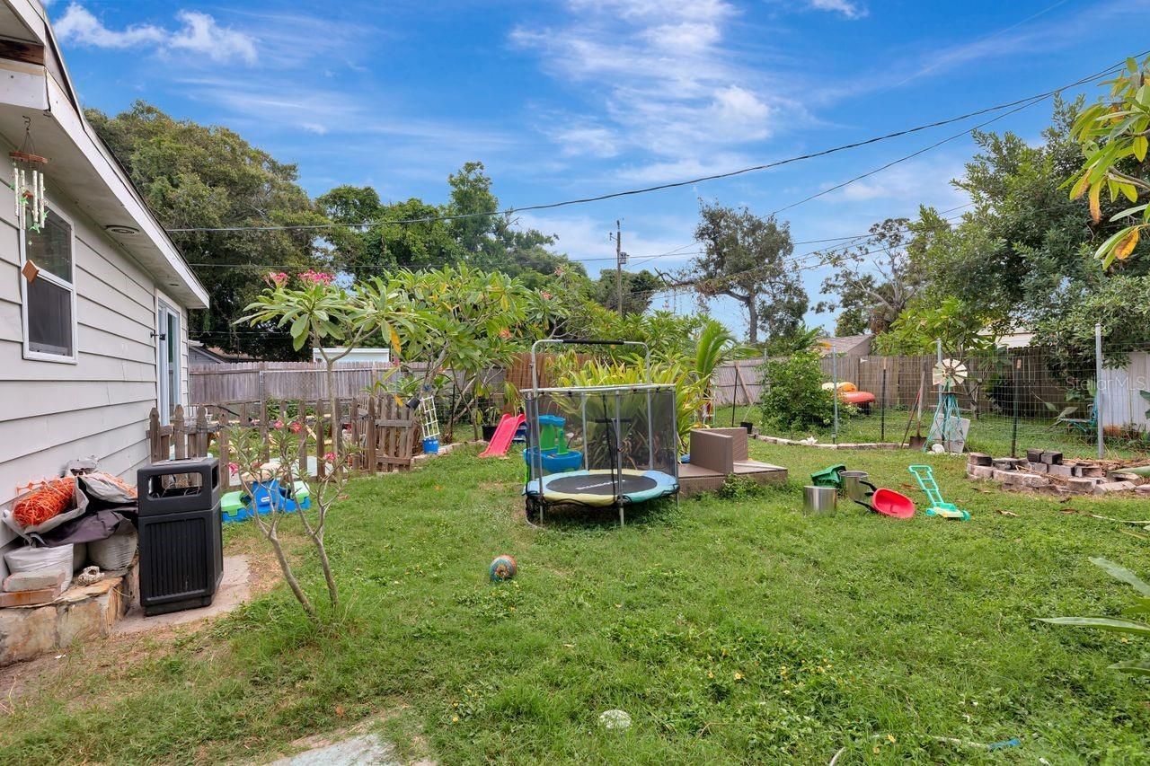 3278 56th Avenue N, Saint Petersburg, FL 33714 Photo