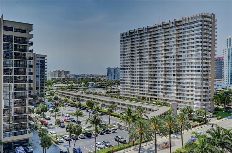 2030 S Ocean Drive, Unit 807, Hallandale Beach, FL 33009 Photo