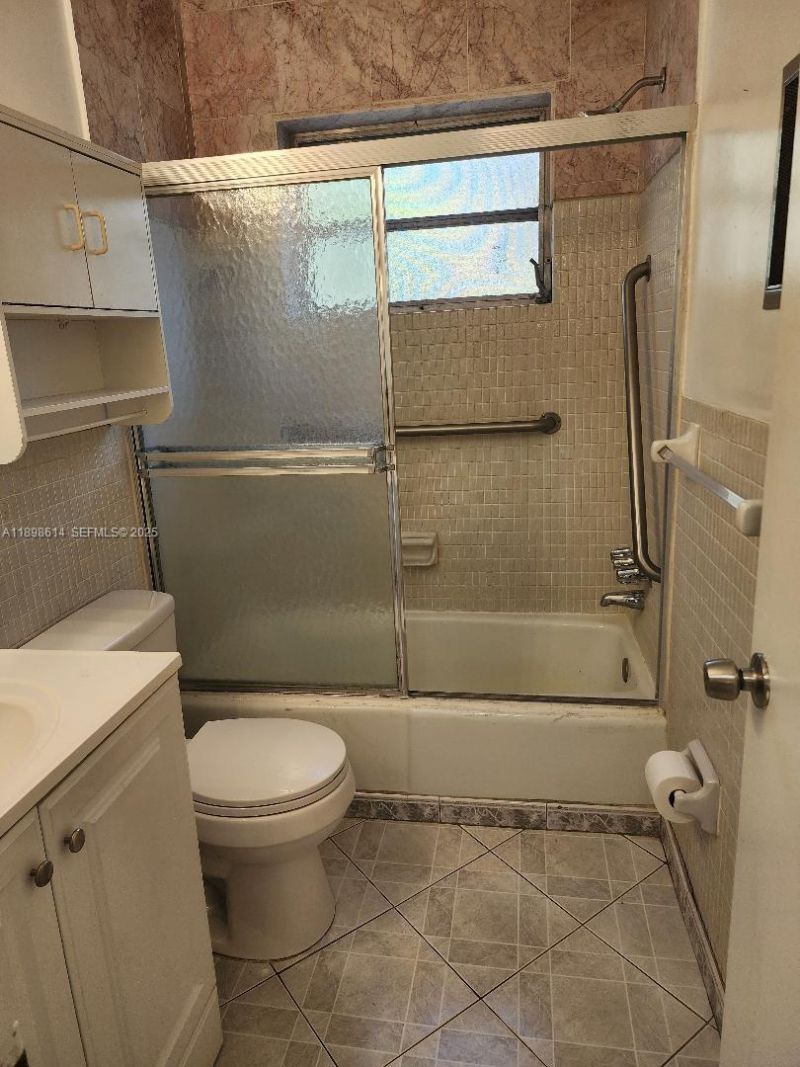 2219 Polk St, Unit 5A, Hollywood, FL 33020 Photo