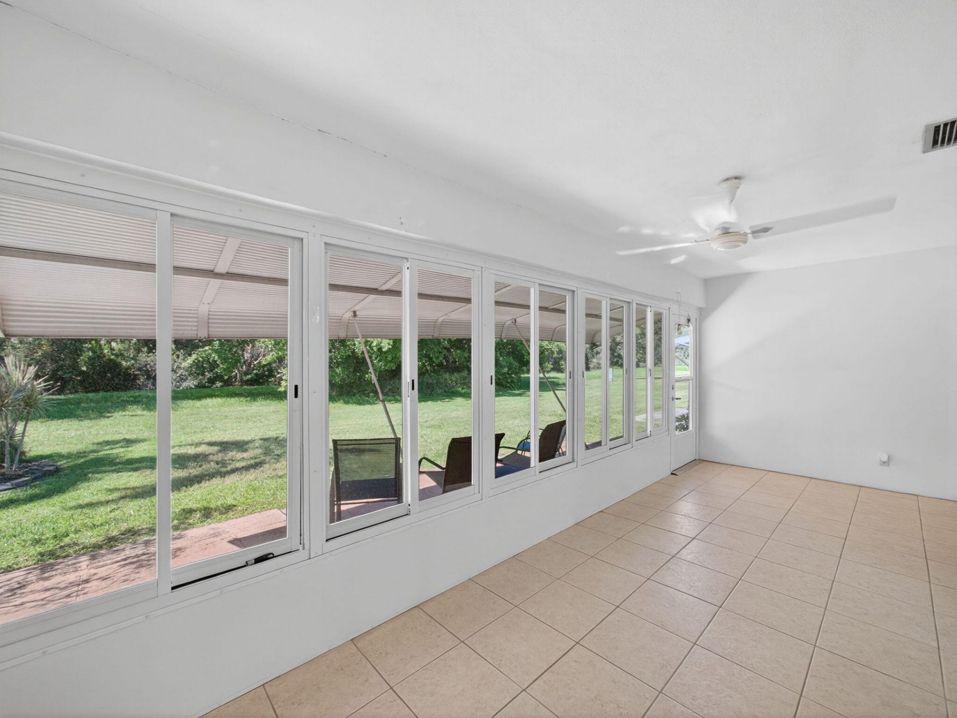 111 Lakes End Drive, Unit B, Fort Pierce, FL 34982 Photo