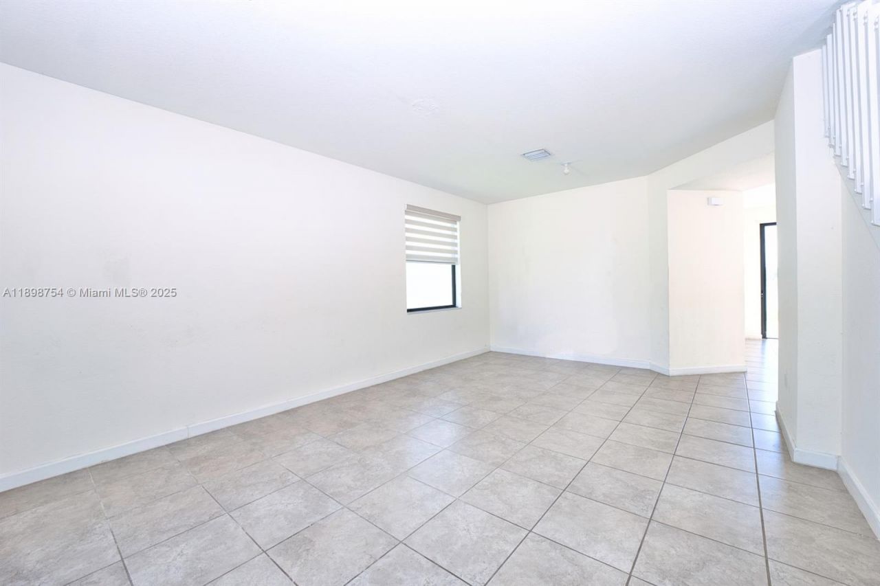 3412 W 103rd Ter, Hialeah, FL 33018 Photo