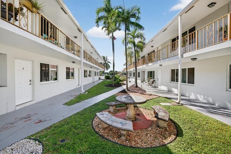 1821 Middle River Drive, Unit 1, Fort Lauderdale, FL 33305 Photo