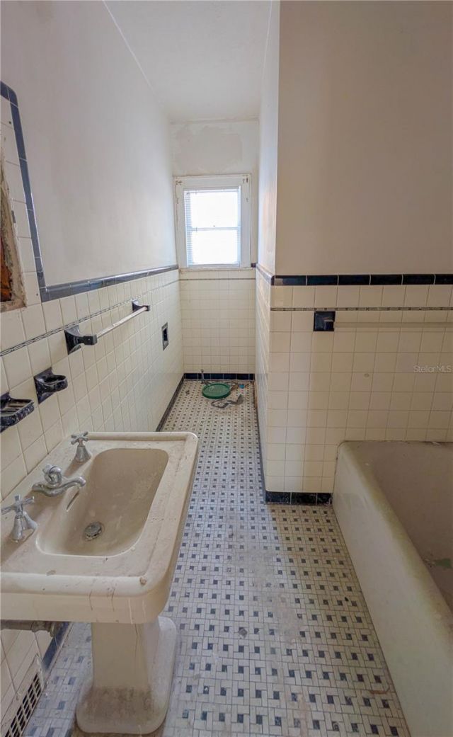 852 4th Avenue N, Saint Petersburg, FL 33701 Photo