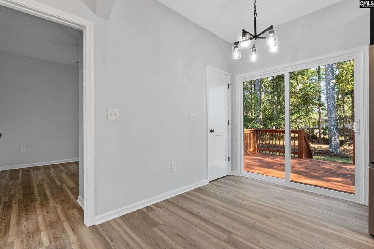 2904 S Partridge Circle Photo 6