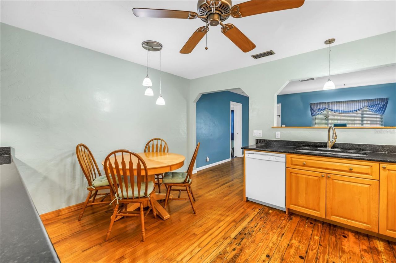 6144 2nd Avenue N, Saint Petersburg, FL 33710 Photo