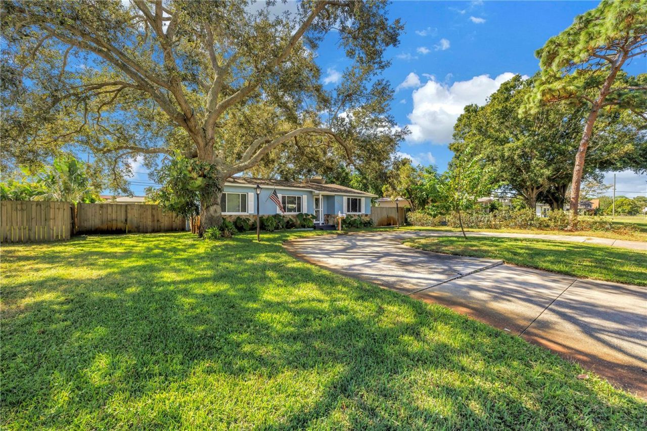 6144 2nd Avenue N, Saint Petersburg, FL 33710 Photo