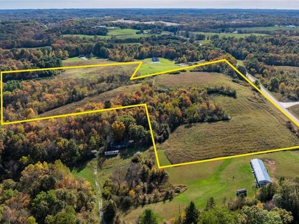 Wintergreen Road, Lore City, OH 43755