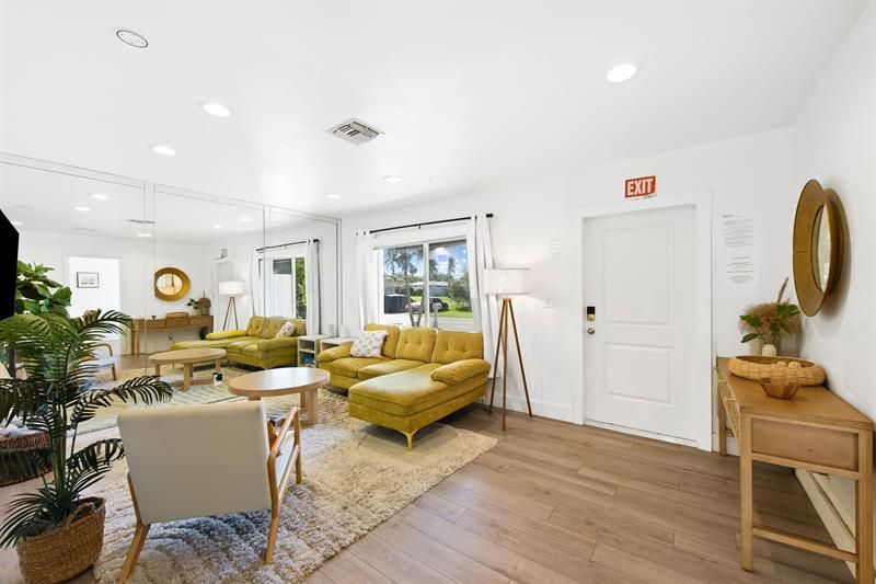 824 N Golf Drive, Hollywood, FL 33021 Photo