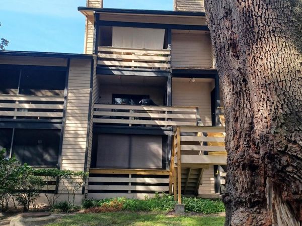 1604 ARCADIA Drive, Unit 203, Jacksonville, FL 32207