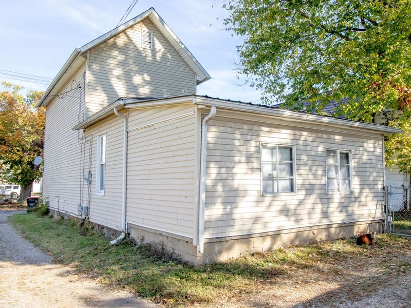 99 Hoover Street, Newark, OH 43055 Photo 3