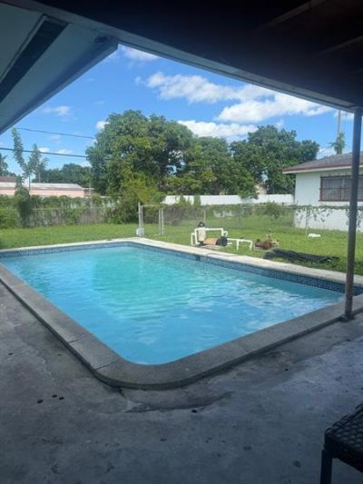 1321 NW 173rd Ter, Miami Gardens, FL 33169 Photo