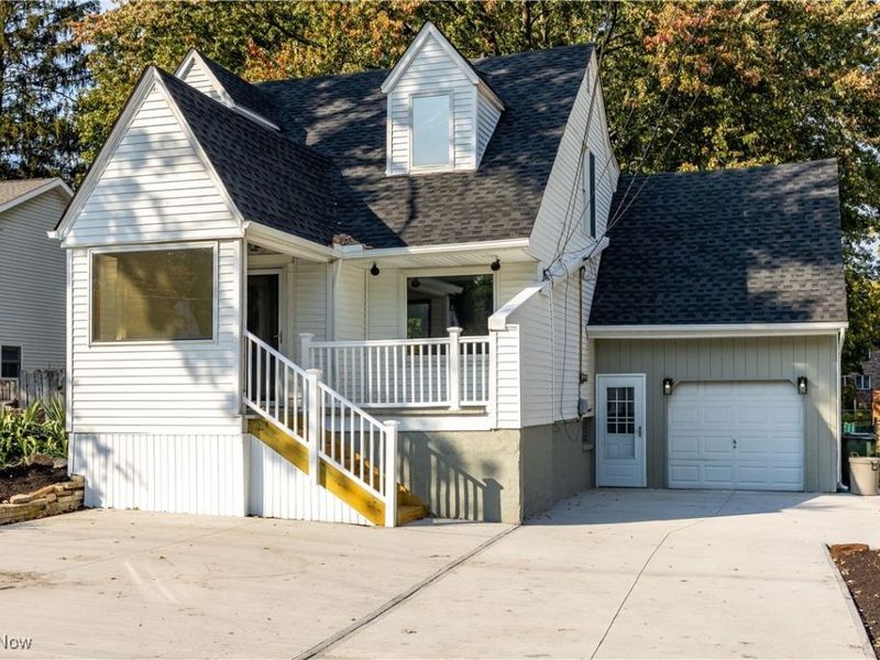 25324 Hall Drive, Westlake, OH 44145 Photo 2