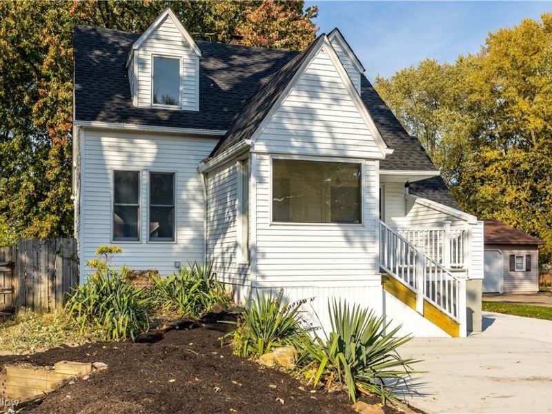 25324 Hall Drive, Westlake, OH 44145 Photo 3