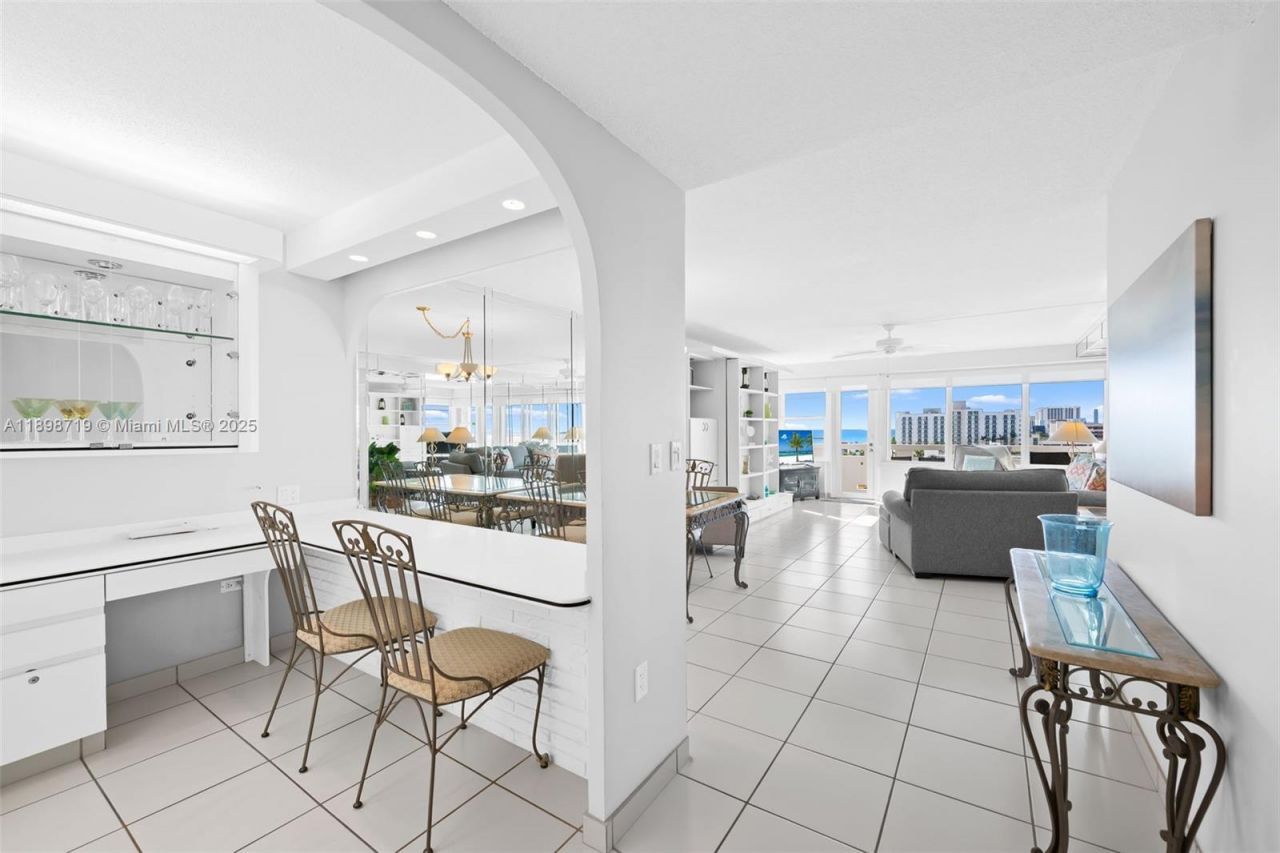 3111 N Ocean Dr, Unit 812, Hollywood, FL 33019 Photo