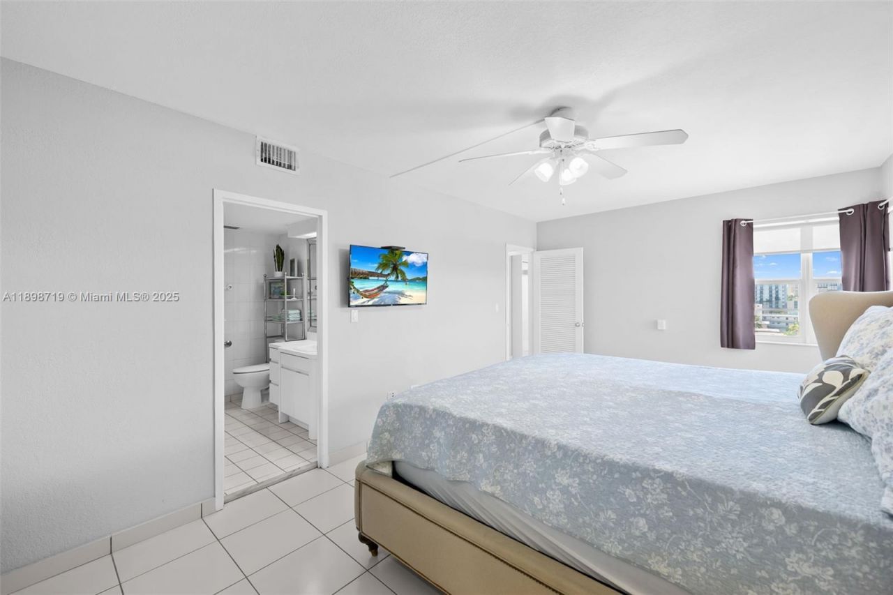 3111 N Ocean Dr, Unit 812, Hollywood, FL 33019 Photo