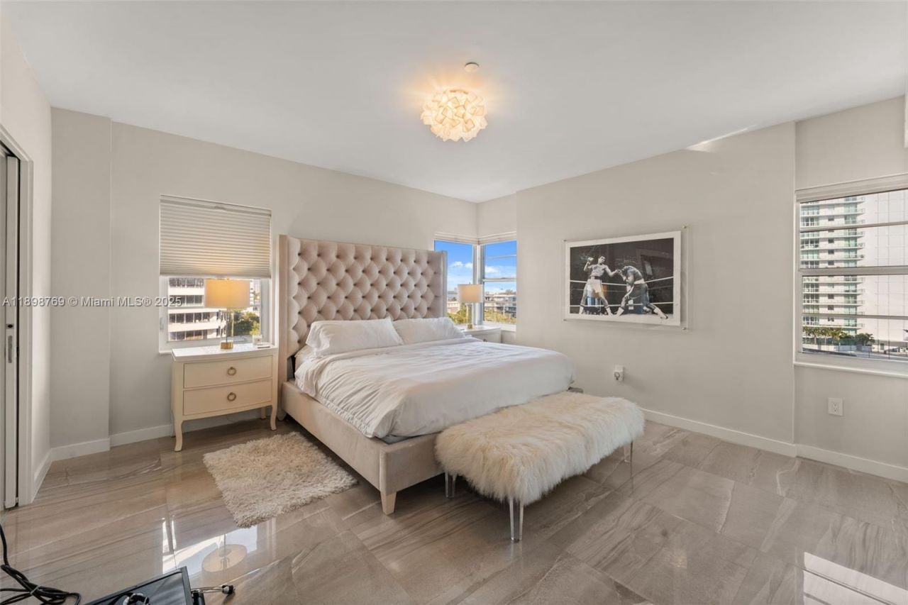 16 Island Ave, Unit 7C, Miami Beach, FL 33139 Photo