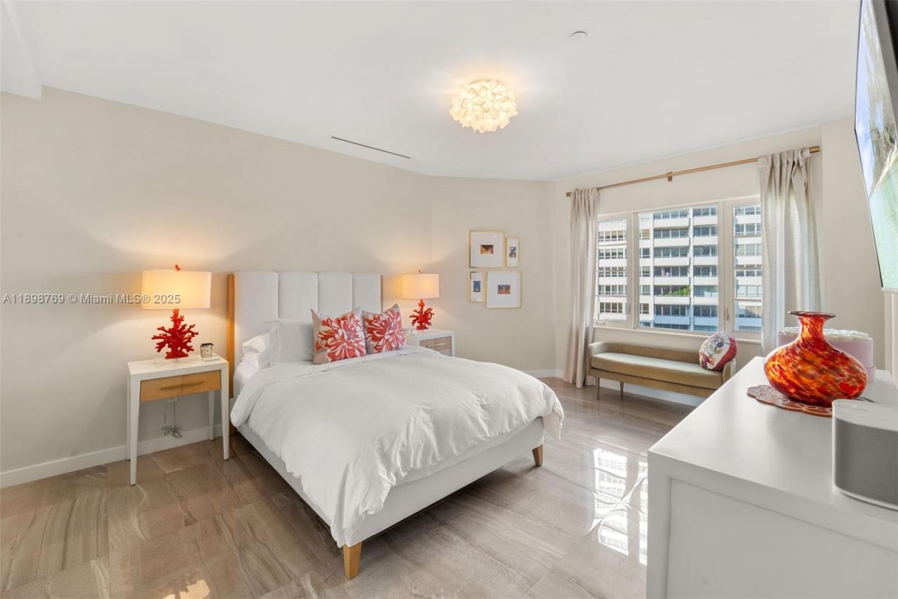 16 Island Ave, Unit 7C, Miami Beach, FL 33139 Photo