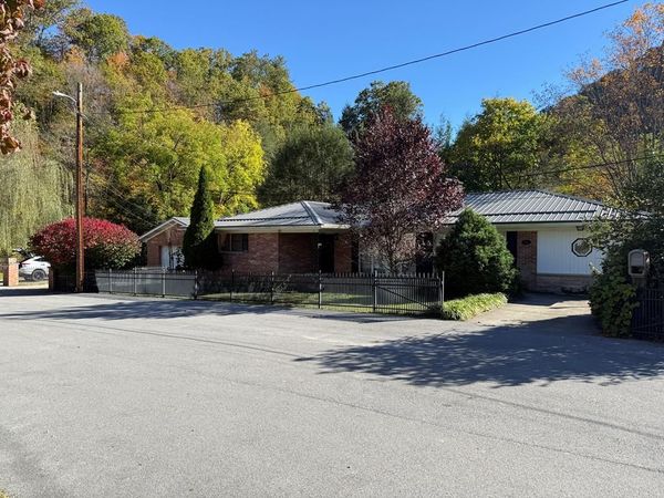 3 TOLER, MULLENS, WV 25882