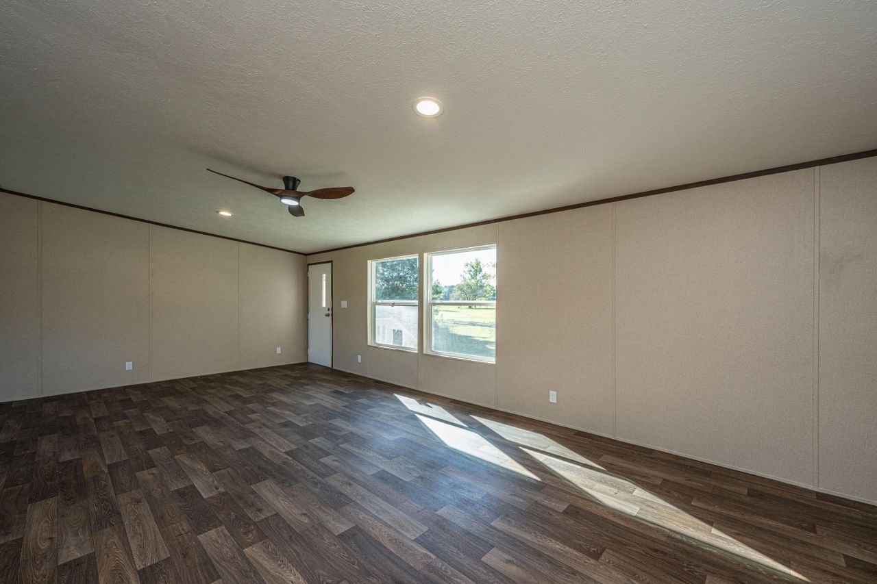 252 Johnson Road Photo 9