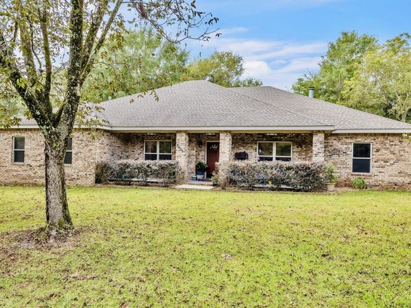 5406 Steele Road, Baker, FL 32531