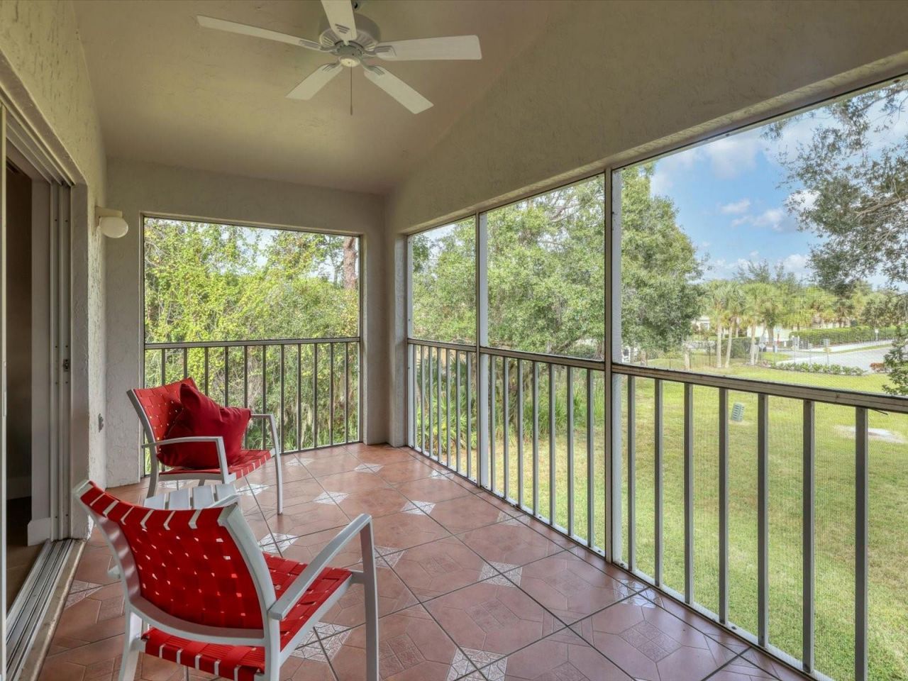 7234 Eleanor Circle, Unit 203, Sarasota, FL 34243 Photo