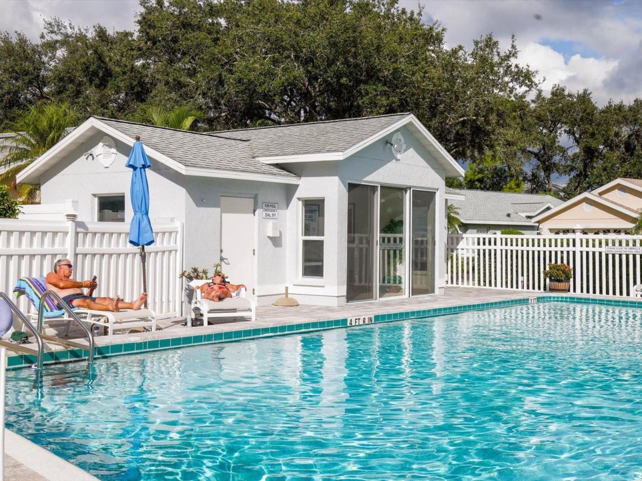 7234 Eleanor Circle, Unit 203, Sarasota, FL 34243 Photo