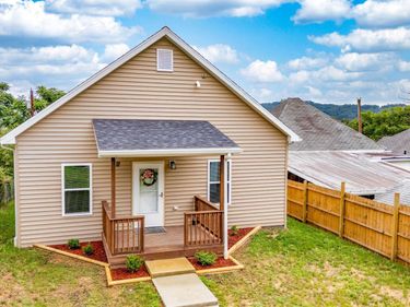 127 Floyd Street, Clarksburg, WV 26301