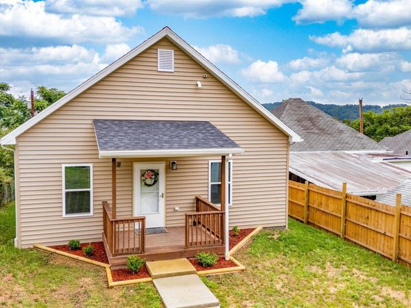 127 Floyd Street, Clarksburg, WV 26301