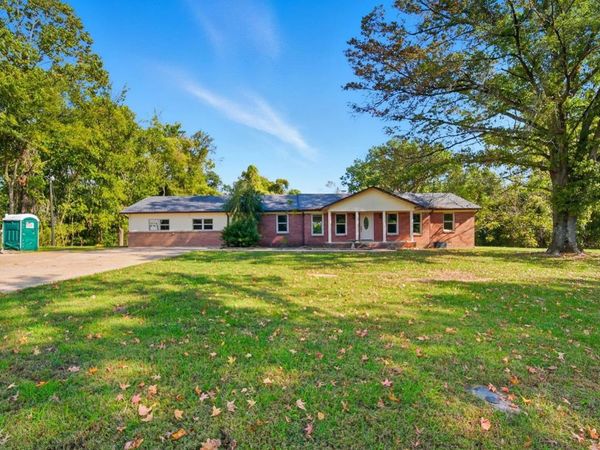 1324 DOUBLE BRIDGES RD, Munford, TN 38058