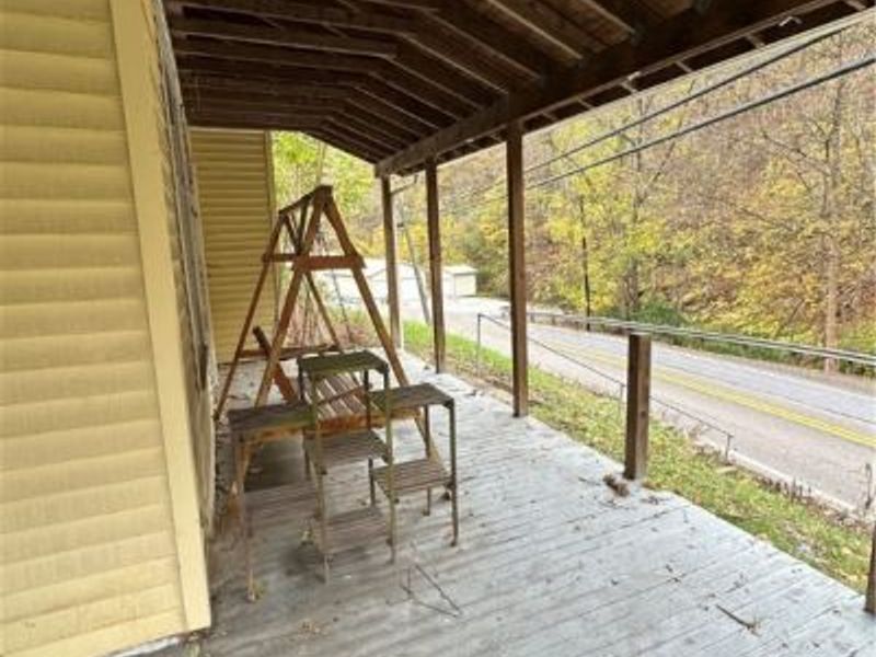 56260 Key Bellaire Road, Bellaire, OH 43906 Photo 3