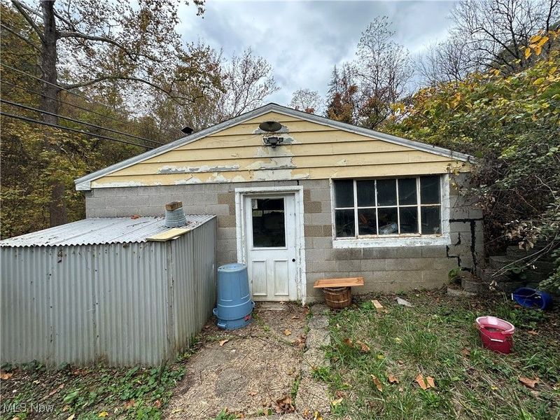 56260 Key Bellaire Road, Bellaire, OH 43906 Photo 4