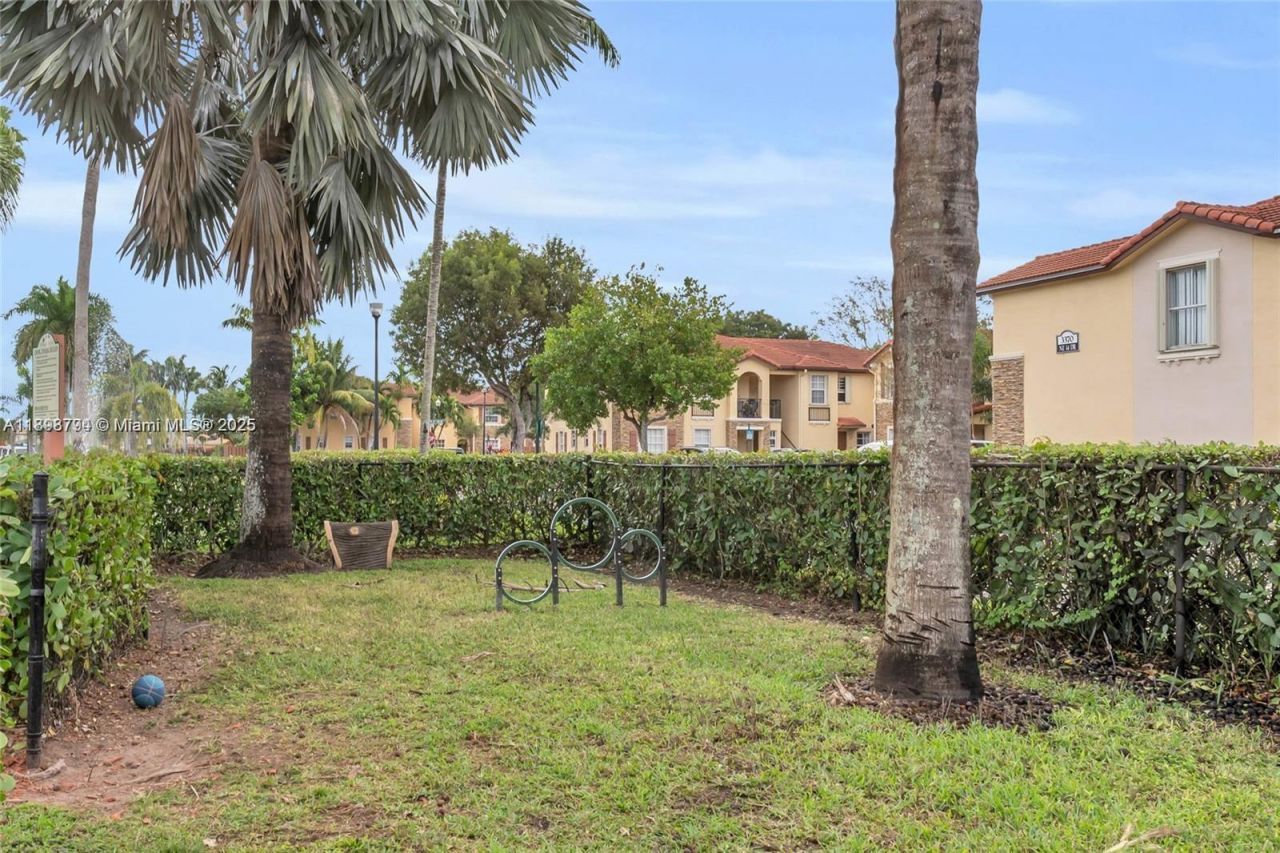 1395 NE 33rd Ave, Unit 206-26, Homestead, FL 33033 Photo