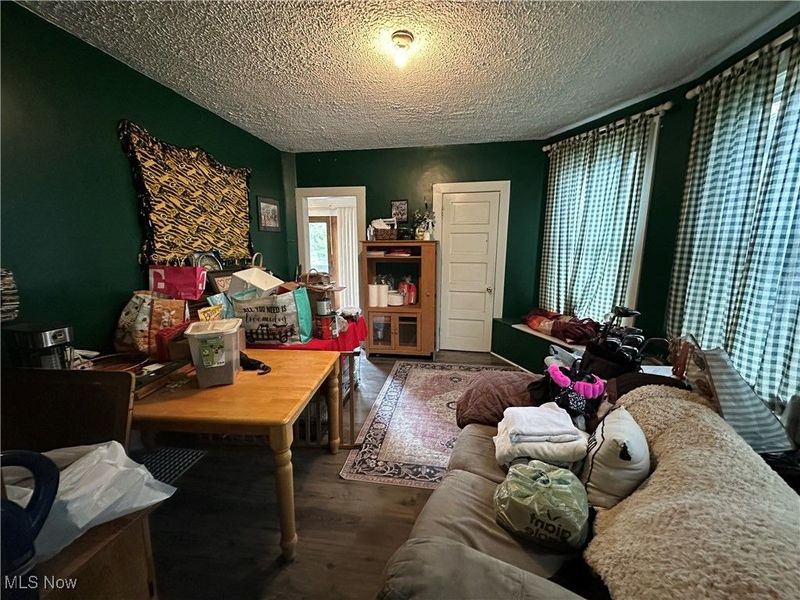 306 E Chestnut Street, Lisbon, OH 44432 Photo 4