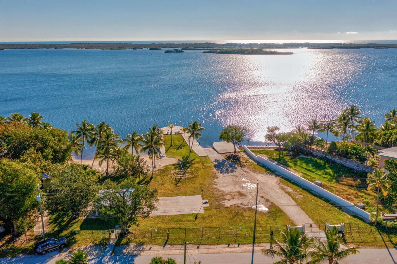 13 Bass Avenue, Key Largo, FL 33037 Photo