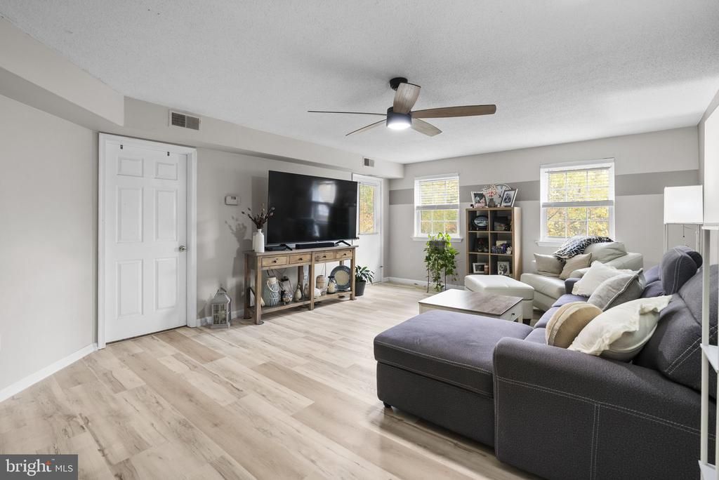 167 Woodstream, Unit CONDO 167, Jeffersonville, PA 19403 Main Photo