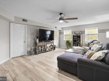 167 WOODSTREAM, Unit CONDO 167, JEFFERSONVILLE, PA 19403