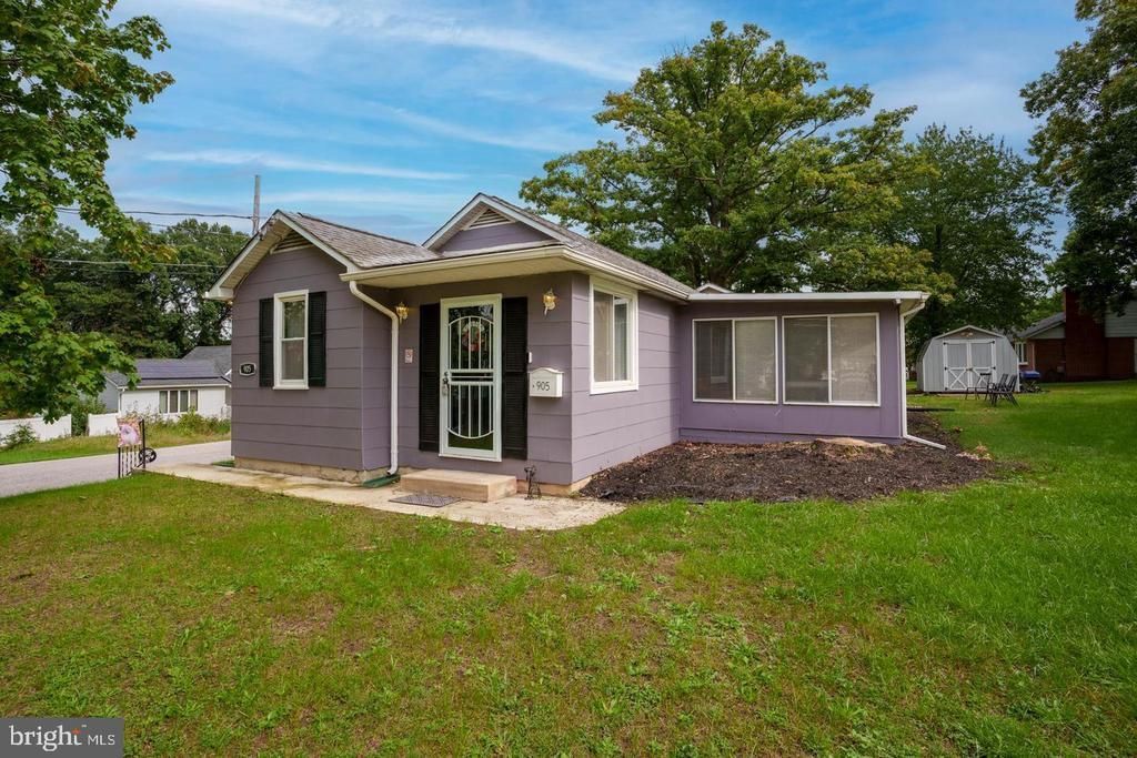 905 Hauf Avenue, Essex, MD 21221 Main Photo