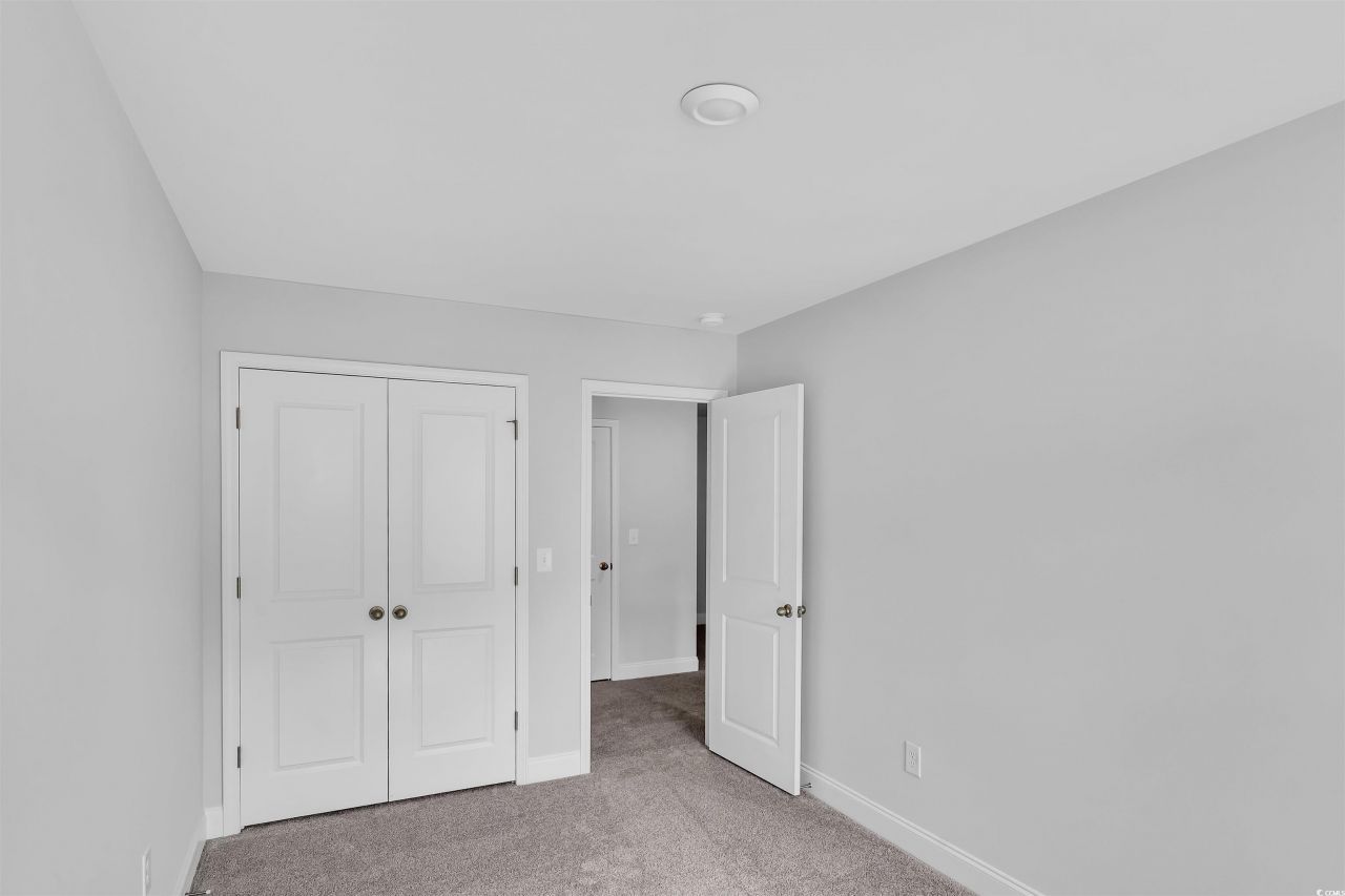 350 Sandridgebury Dr. Photo 22