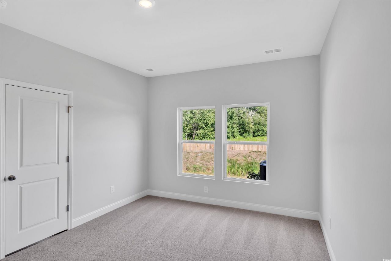 350 Sandridgebury Dr. Photo 9