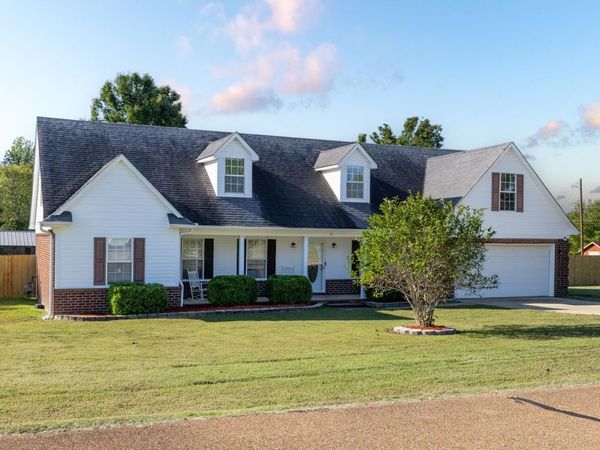 93 STERLING FARM DR, Atoka, TN 38004