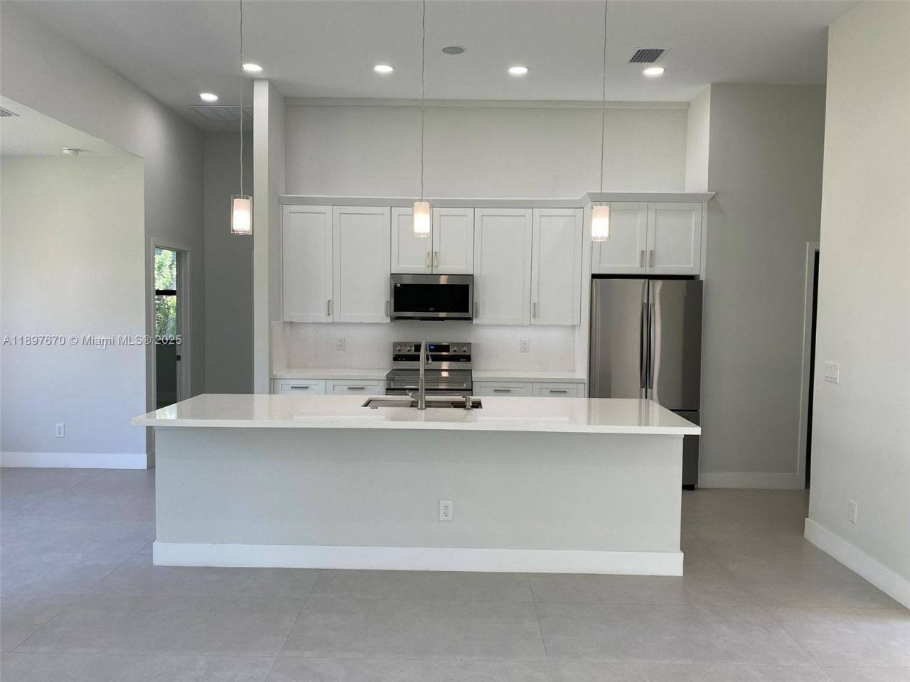 706 W 10th St, Lehigh Acres, FL 33972 Photo